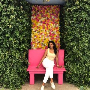 Meet your Posher, Dominesa